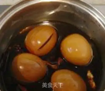 Make Five spicy beer eggs step 7