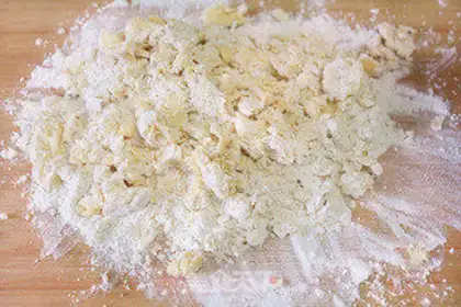 Make Traditional cherry pie step 1