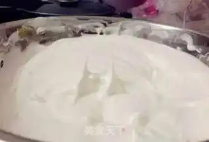 Make Rainbow cake step 7