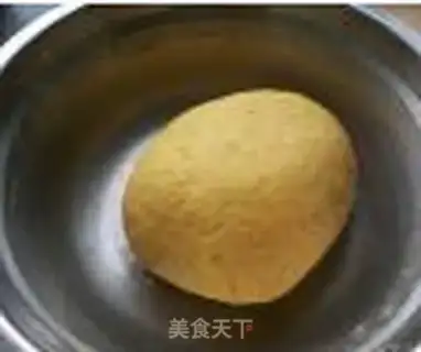 Make Yellow rose bun step 1