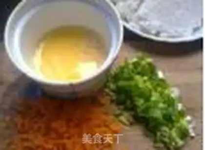 Make Egg fried rice step 1
