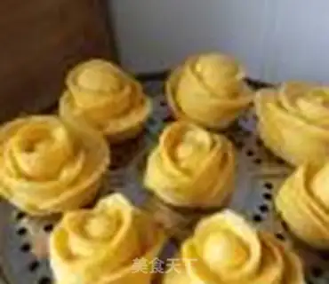 Make Yellow rose bun step 11