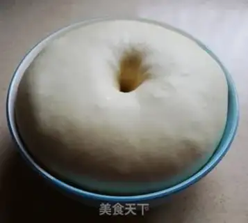 Make Lion bread step 1