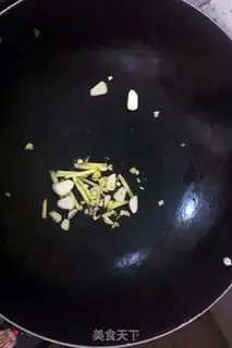 Make Potato mushroom red chicken step 4