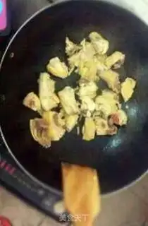 Make Potato mushroom red chicken step 5