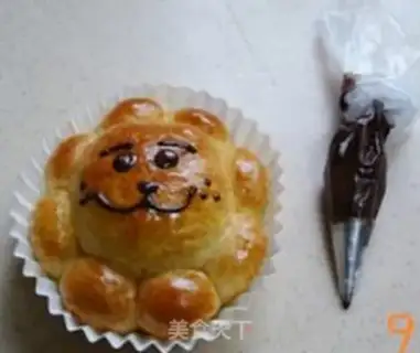 Make Lion bread step 7