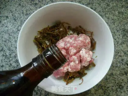 Make Plum and pork pie step 4