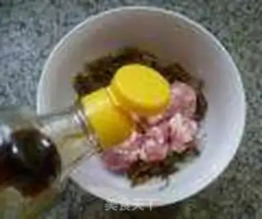 Make Plum and pork pie step 5