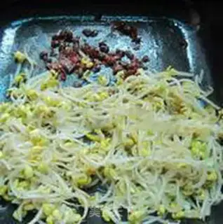 Make Soy sauce sprouts step 3