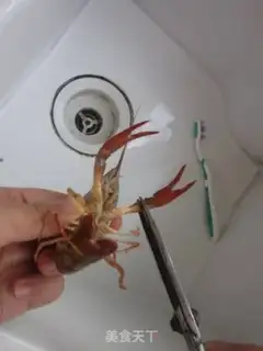 Make Spicy lobster step 2
