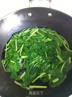 Make Spinach ham rolls step 1