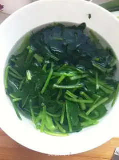 Make Spinach ham rolls step 2