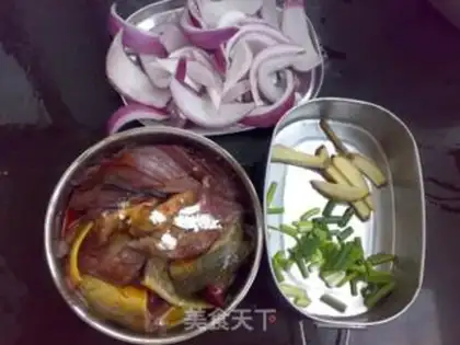 Make An onion popper step 1