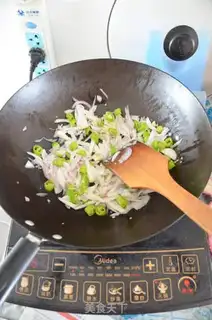 Make Chicken rolls step 6