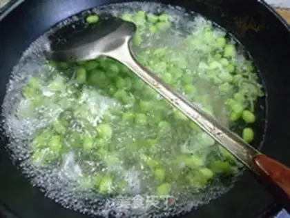 Make The pickles with the spinal loaf step 5