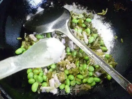 Make The pickles with the spinal loaf step 11