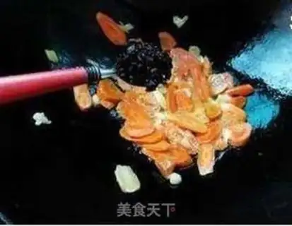 Make Carrot and pork step 4
