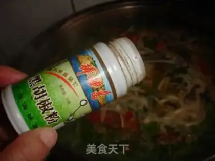 Make Five-colour beef noodles step 10