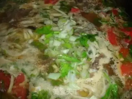 Make Five-colour beef noodles step 12