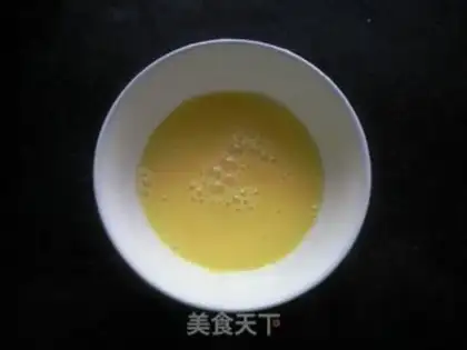 Make A cucumber egg mix fan step 3