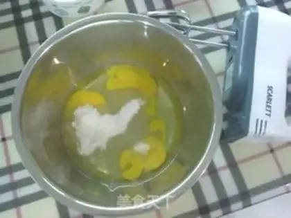 Make Rainbow watermelon cake step 1