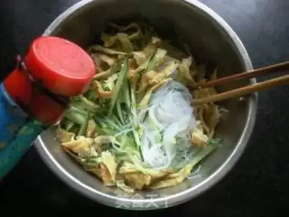 Make A cucumber egg mix fan step 9
