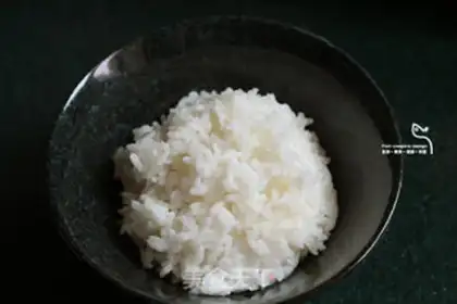 Make Flying fish seed tea and rice step 1