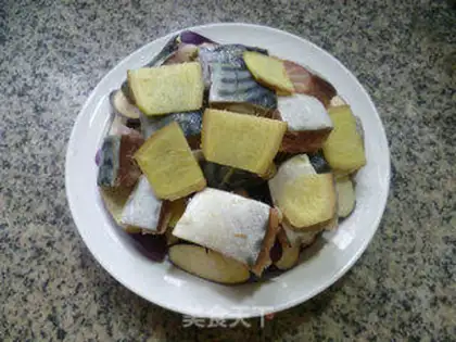 Make Salted fish and eggplant step 7