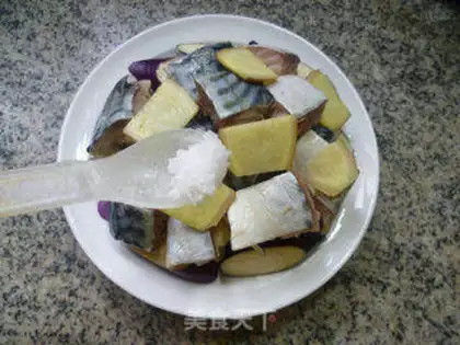 Make Salted fish and eggplant step 9