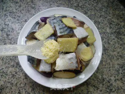 Make Salted fish and eggplant step 10
