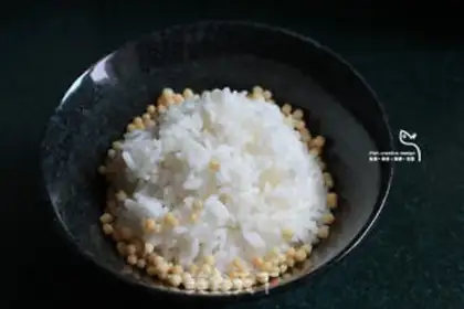 Make Flying fish seed tea and rice step 5