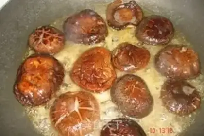 Make Tibetan baked mushrooms step 4