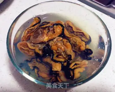 Make Little abalone dry chicken step 1