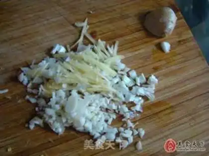Make A dry pot of tea and mushrooms step 3