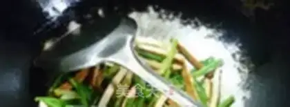 Make Celery fried dry step 8