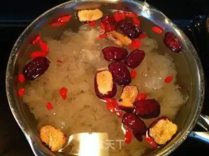 Make Silver Sydney soup step 1