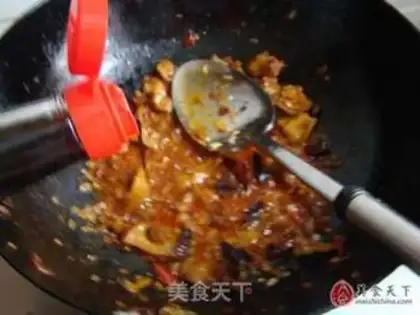 Make A dry pot of tea and mushrooms step 8