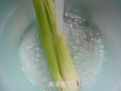 Make Quite a fragrance step 1