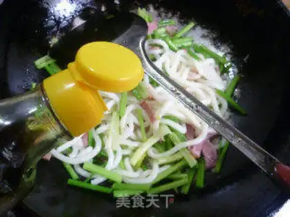 Make Celery bacon fried noodles step 8