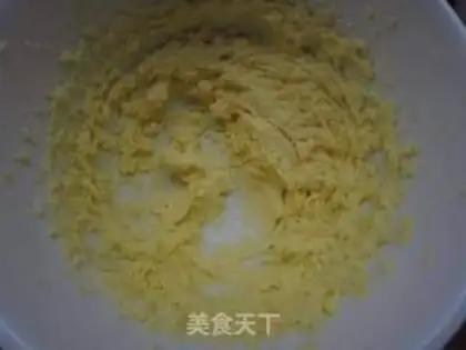 Make Gold coconut ball step 1