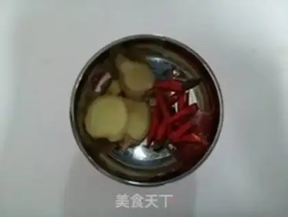 Make Sour radish pork belly step 1