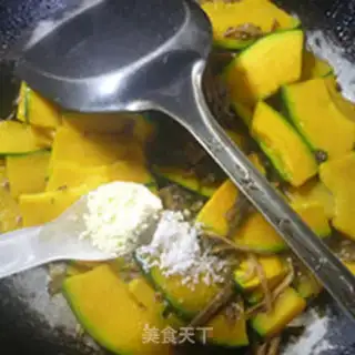 Make Pumpkin with pickles step 8