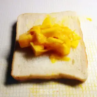 Make Mango toast step 4
