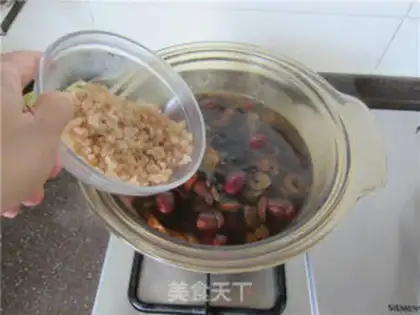 Make Improved yogurt soup step 2