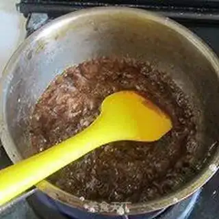 Make Cranberry peanut bar step 1