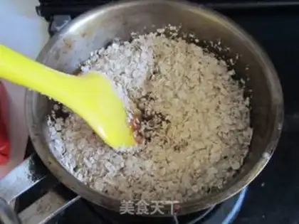 Make Cranberry peanut bar step 2