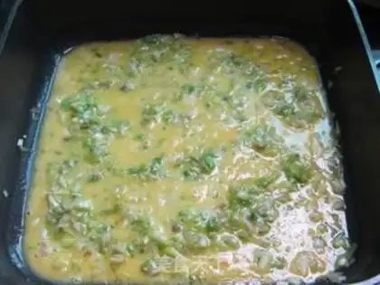 Make Garlic fried eggs step 6