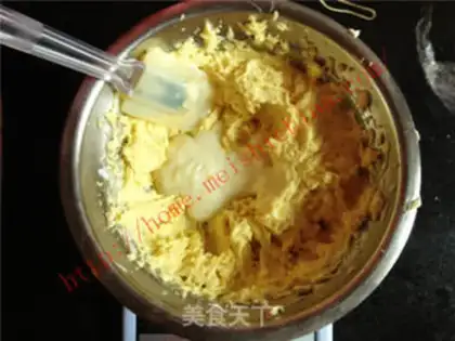 Make Cherry cheese and butter step 4