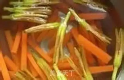 Make Almond Vegetable Spray step 1