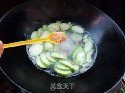 Make Smelt eggnut soup step 4